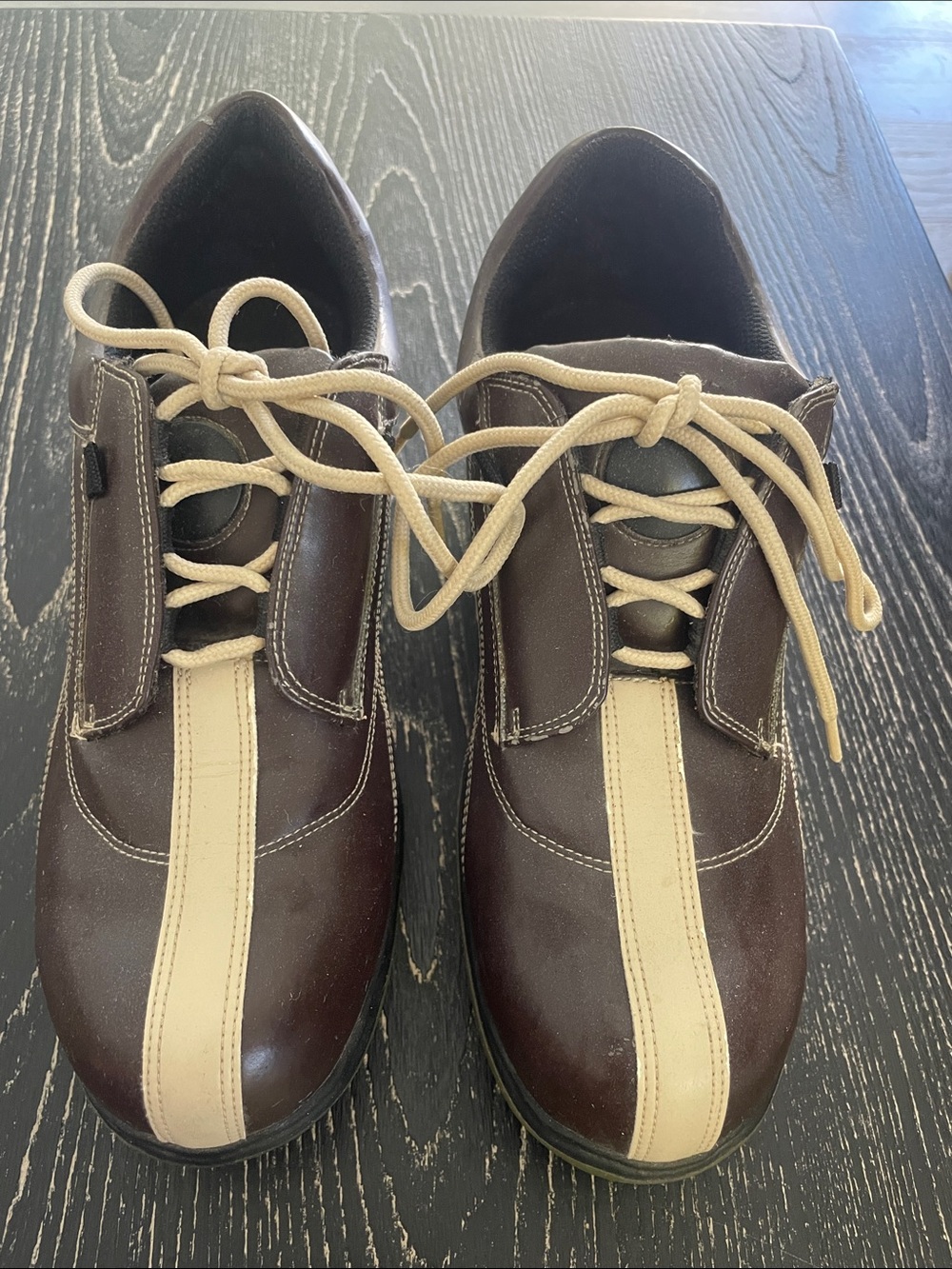 Women’s Brown bowling Shoes with Cream Stripe